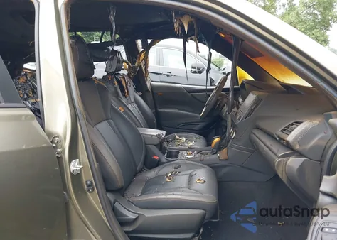 2022 Subaru Forester Wilderness z USA, uszkodzony, nr VIN JF2SKAMC6NH445740